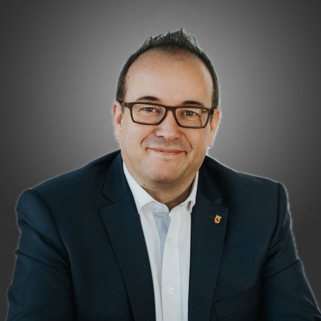 Carlos Reinhard
